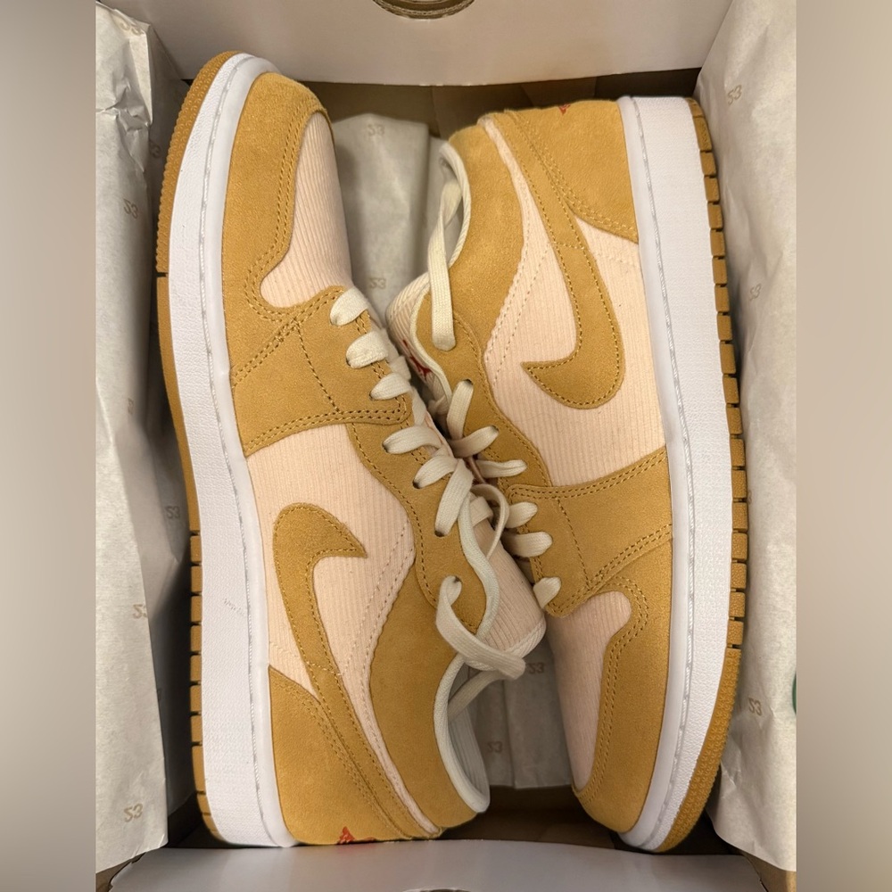 Jordan 1 Low SE Twine Orange Quartz Corduroy